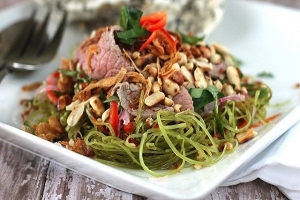 Nom Rau Muong Thit Bo 653800